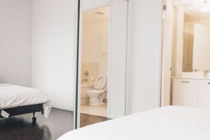 Room 12 of 13