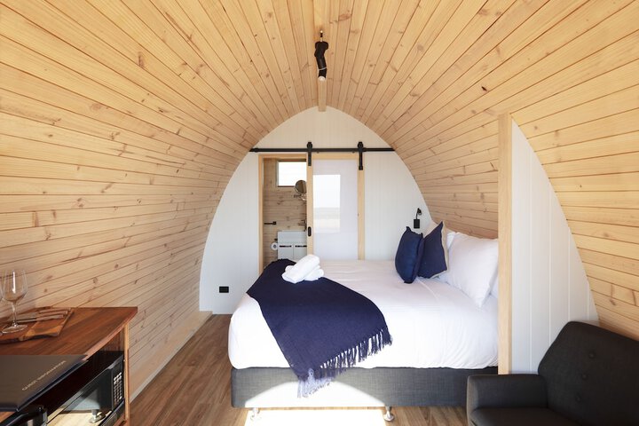 Room 10 of 46