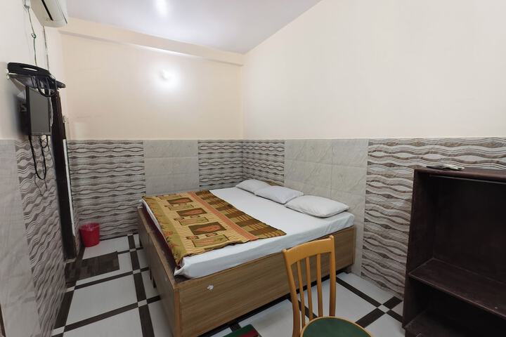 Room 40 of 43
