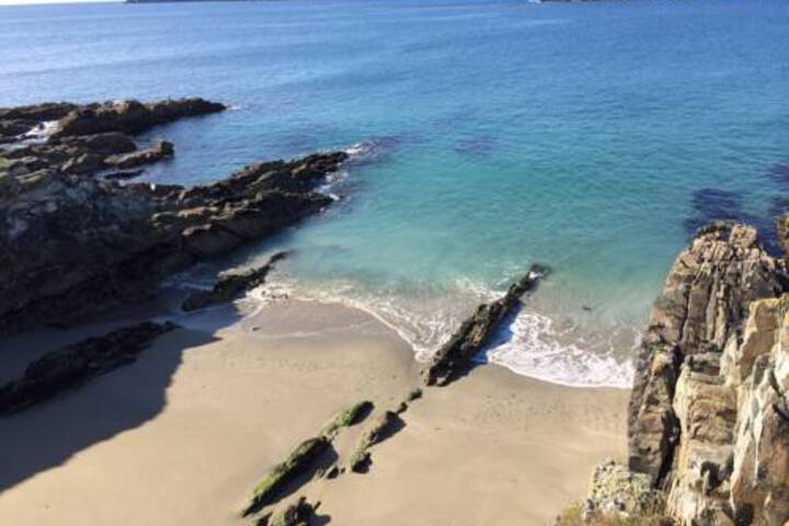 Sandycove House