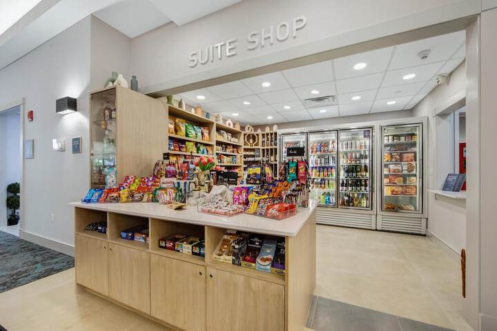 Snack bar