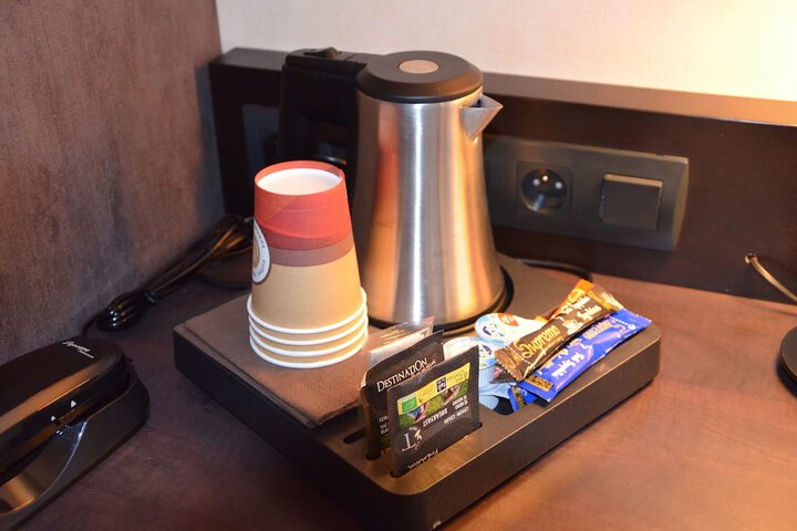 Breakfast/Coffee Service 19 of 44