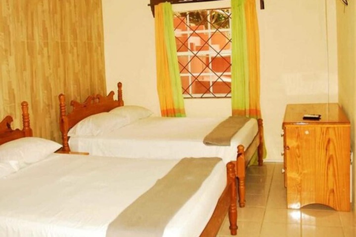 Room 5 of 42