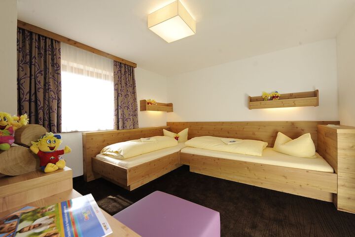 Room 26 of 27