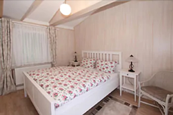 Room 3 of 4