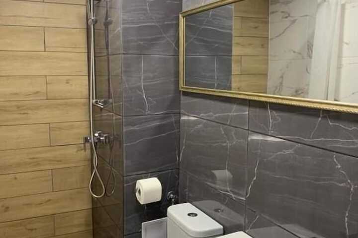 Room 15 of 15