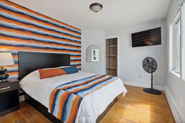Room 16 of 53