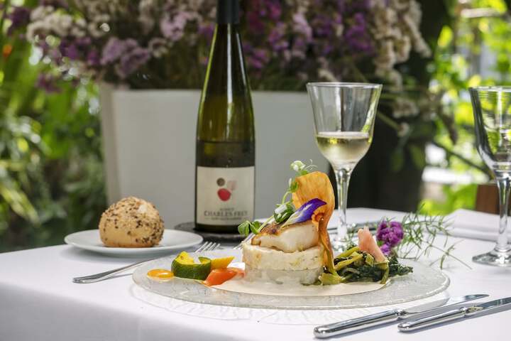 Dining 59 of 91