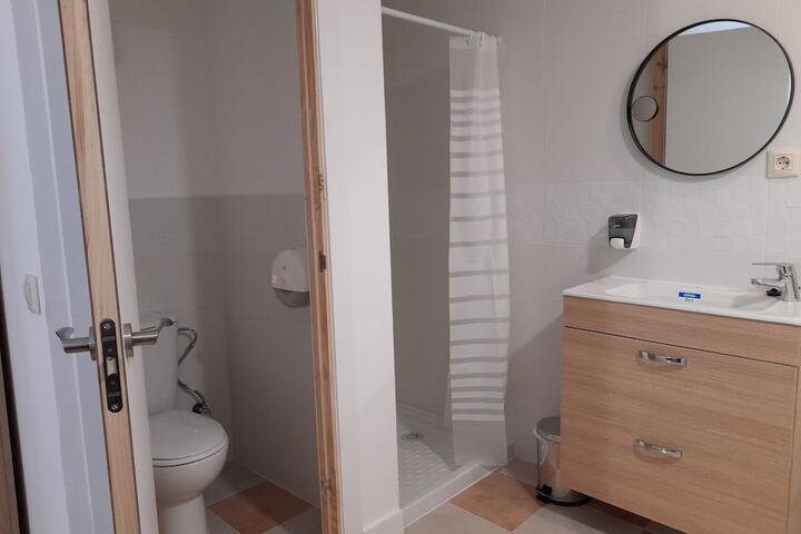 Room 10 of 31