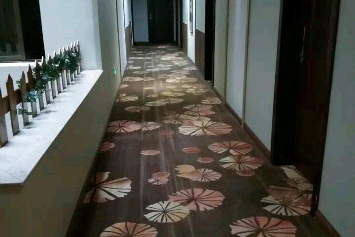 Hotel Interior 4 of 9