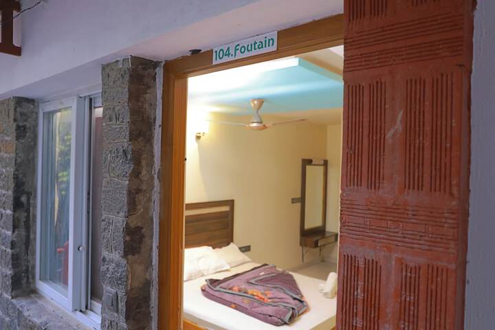 Room 47 of 84