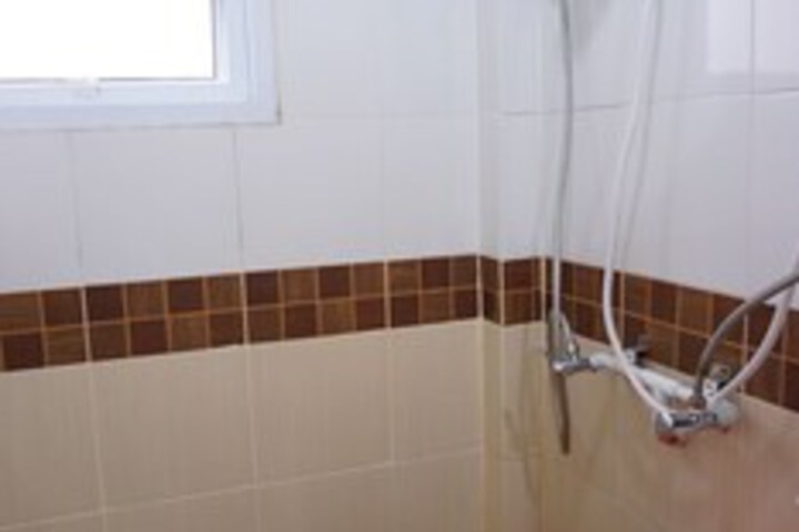 Room 8 of 50