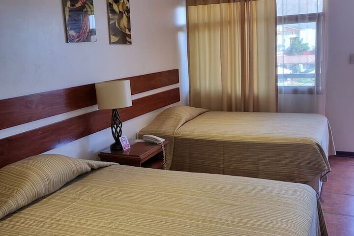 Room 5 of 30
