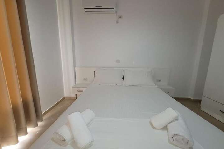 Room 49 of 115