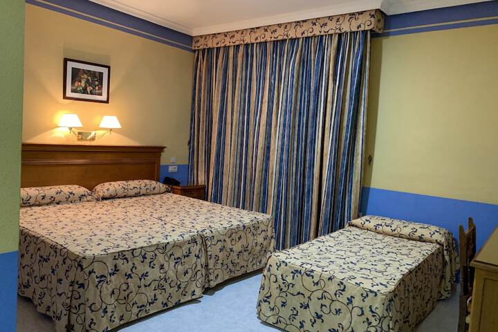 Room 16 of 31