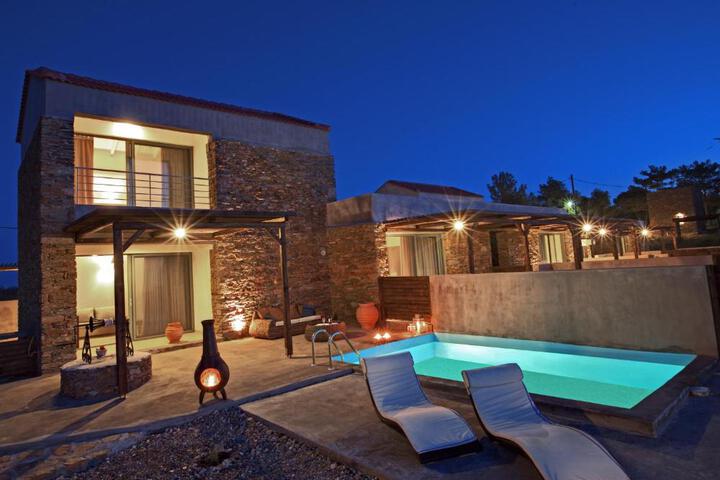 Gerakari Suites