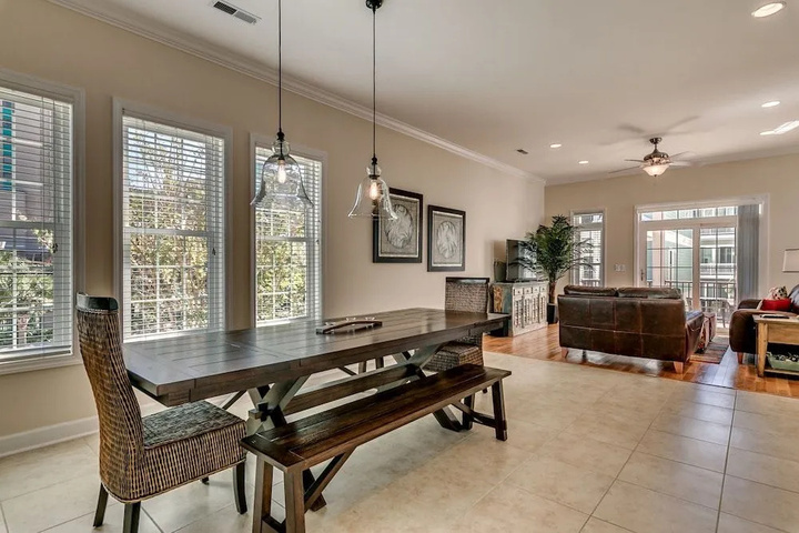 Room 14 of 20
