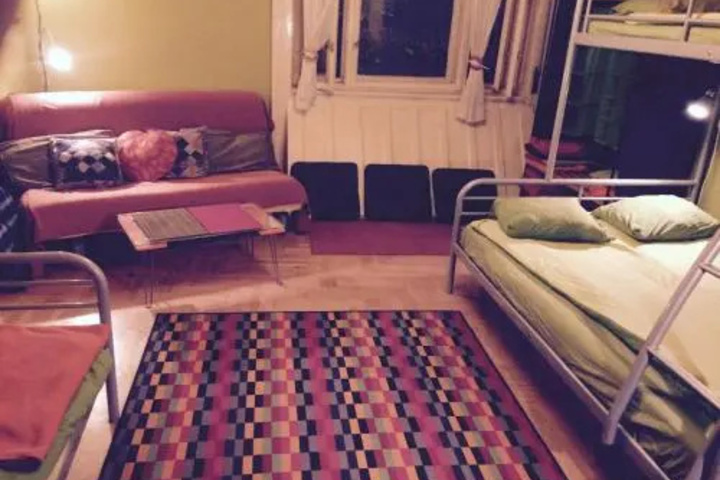 Room 2 of 24