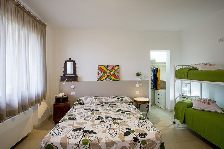 Room 12 of 47