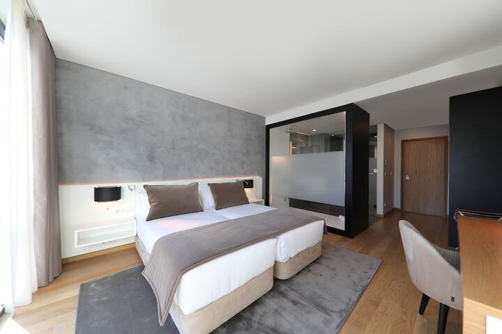 Room 18 of 91
