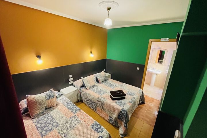 Room 17 of 50