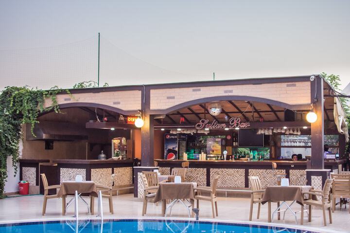 Hotel with Pool