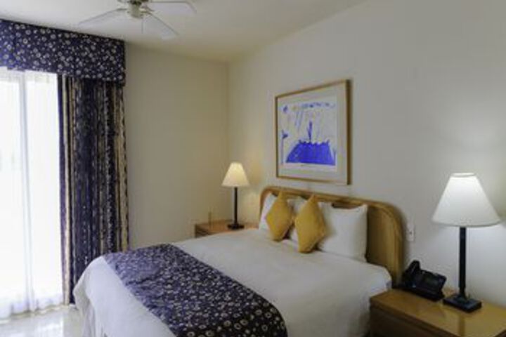 Room 21 of 38