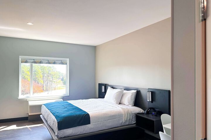 Room 16 of 31