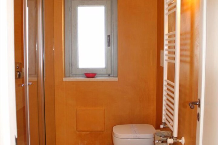 Room 35 of 50