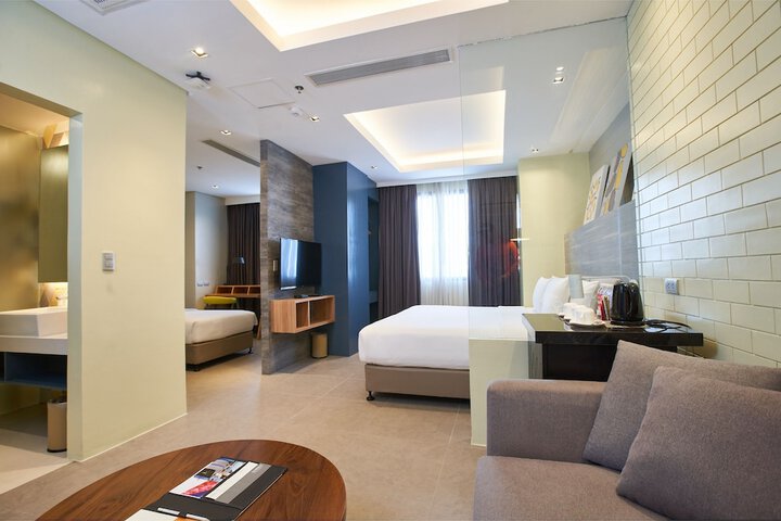 Room 54 of 156