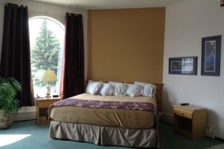 Room 25 of 53