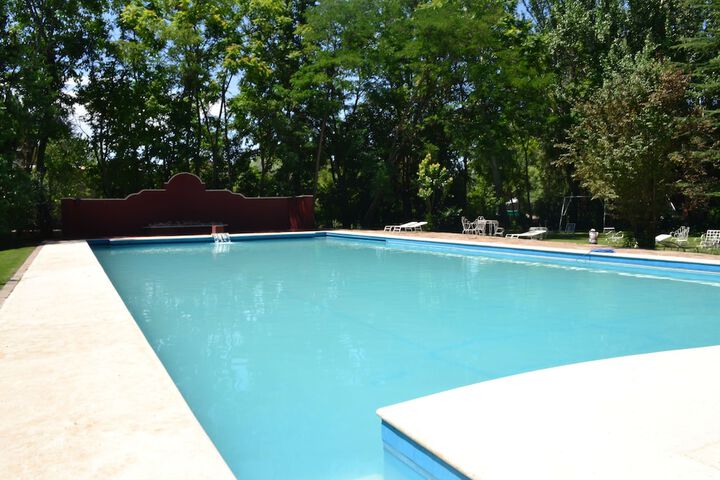 Pools & Facilities