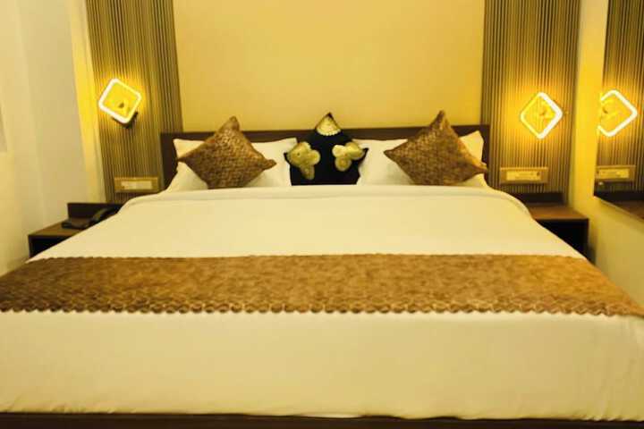 Skyer Inn Hotel