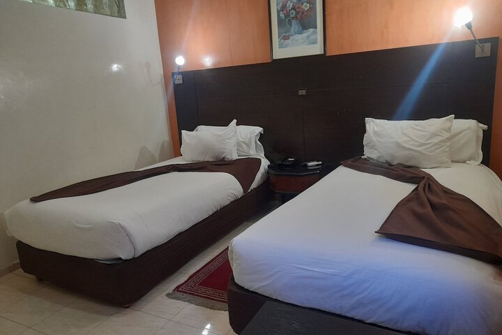 Room 4 of 18
