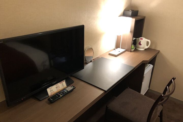 Room 17 of 58