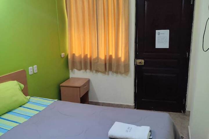 Room 18 of 34