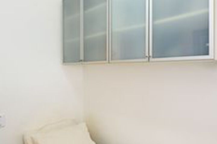 Room 17 of 32