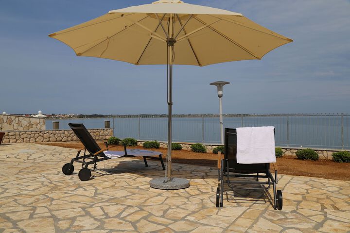 Sundeck