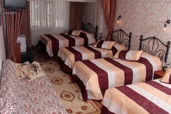 Room 16 of 52
