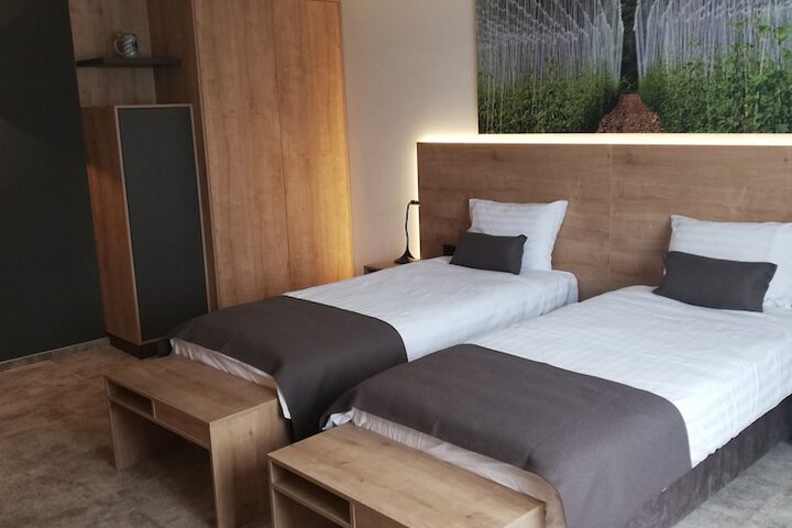 Room 3 of 14