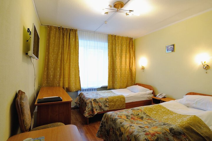Room 7 of 84