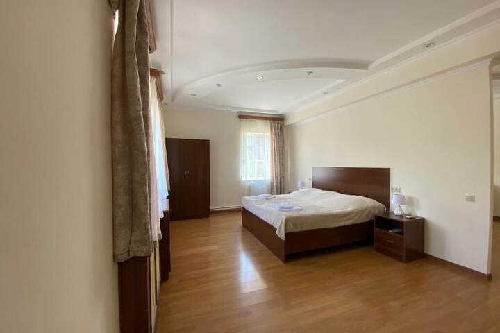 Room 14 of 47
