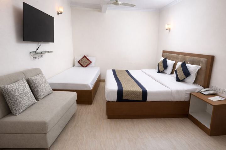 Room 7 of 48
