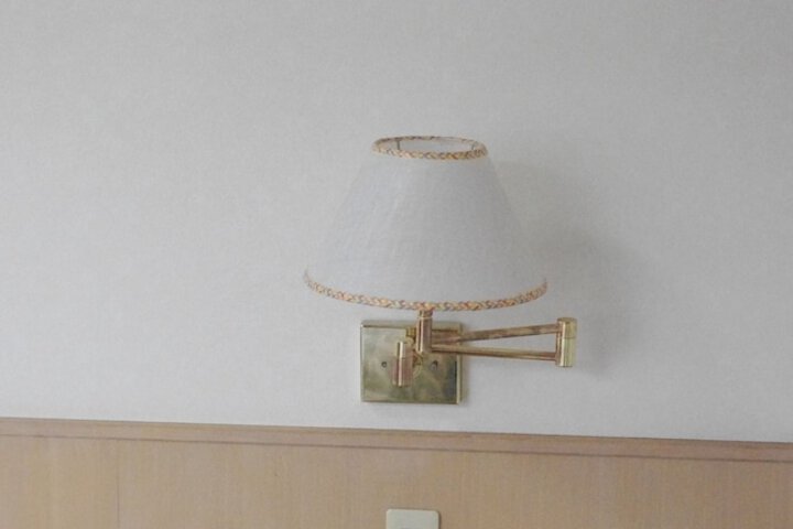 Room 18 of 97