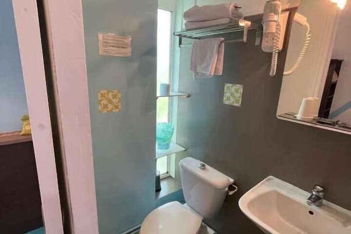 Room 74 of 87