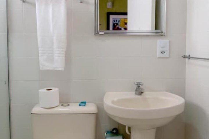 Room 12 of 22