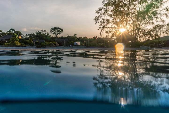 Pool 37 of 65