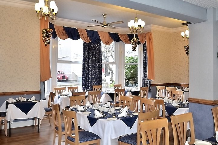 Dining Photos