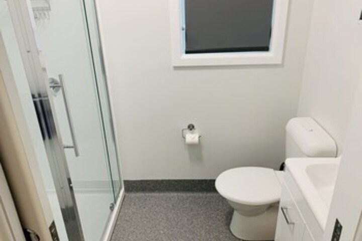 Room 43 of 78