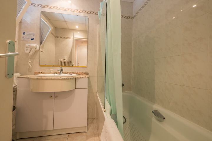 Clean Restrooms